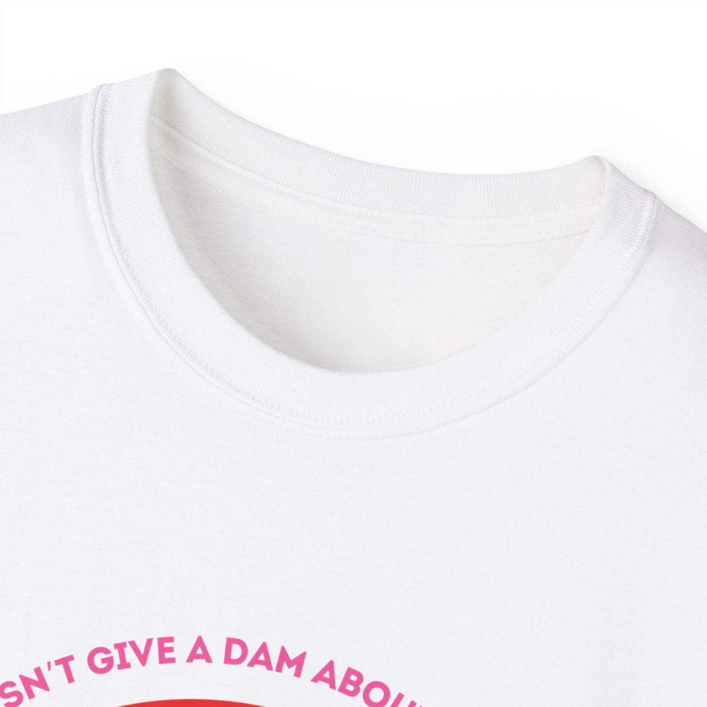 Collar detail of Bober Doesn’t Give a Dam T-shirt – soft black cotton fabric
