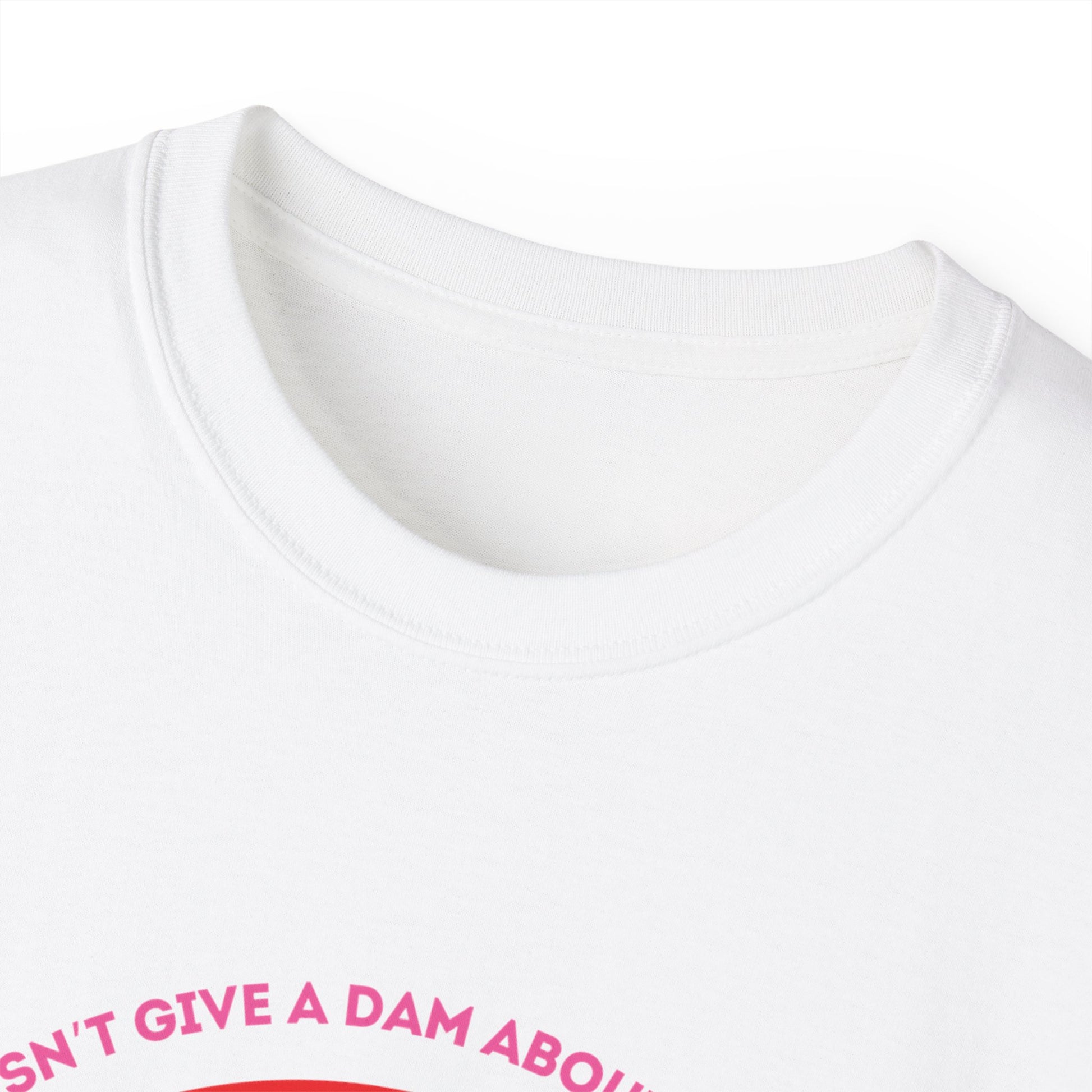 Collar detail of Bober Doesn’t Give a Dam T-shirt – soft black cotton fabric