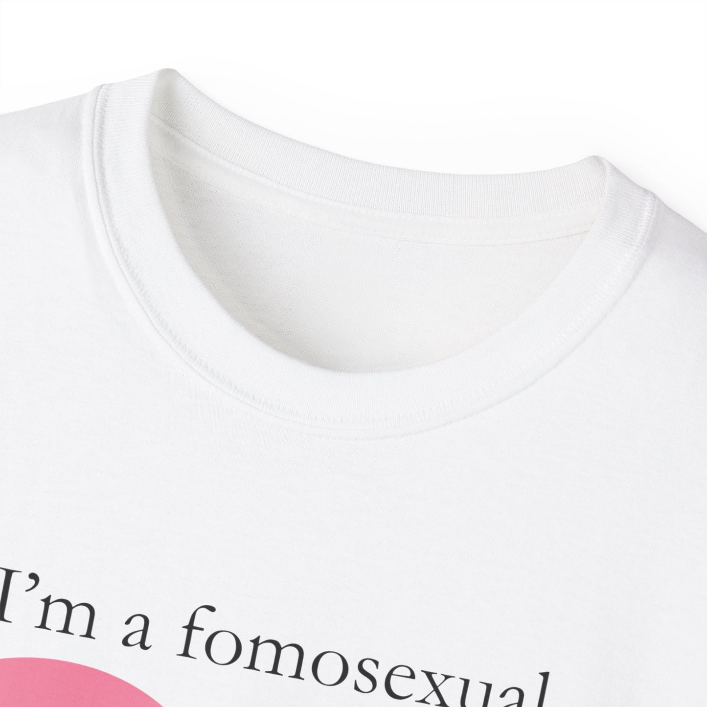 Collar close-up of FOMO T-shirt – soft cotton fabric detail, white colour version